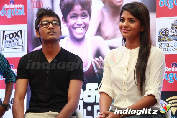 'Kaaka Muttai' Trailer launch